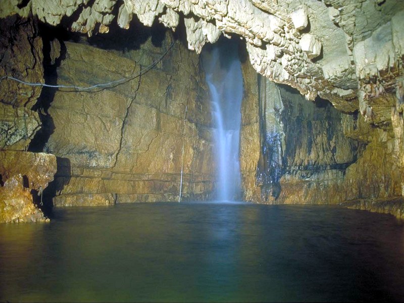 July 2012: Stiffe Caves