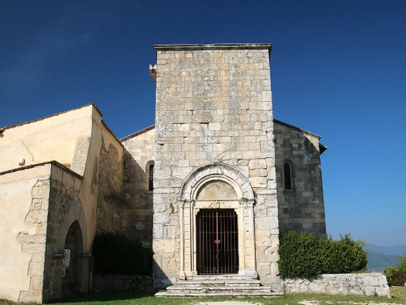 Chiesa e Convento benedettino di S. Pietro in Albe