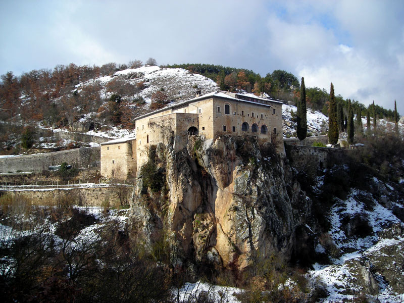 Kloster von Ocre